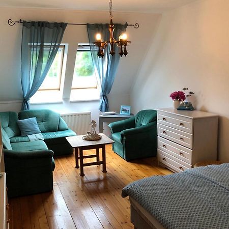 Capri Apartman Eger Exterior foto